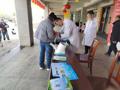 温情归途的科学底色——南阳北服务区健康驿站踏上春运科普暖途